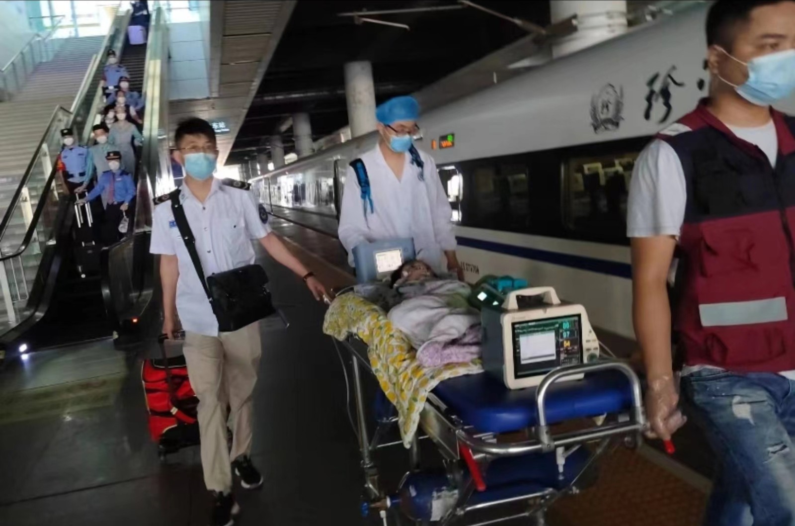 腾冲市高铁转运公司